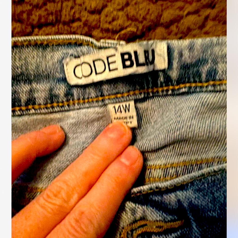 Loose fit boyfriend fit jeans